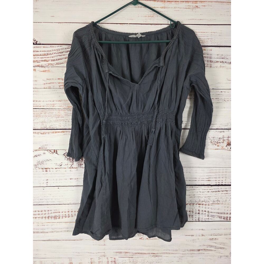 Athleta Lagen Look Tunic Top M Womens Dark Gray 3/4 Sleeve V Neck Pullover